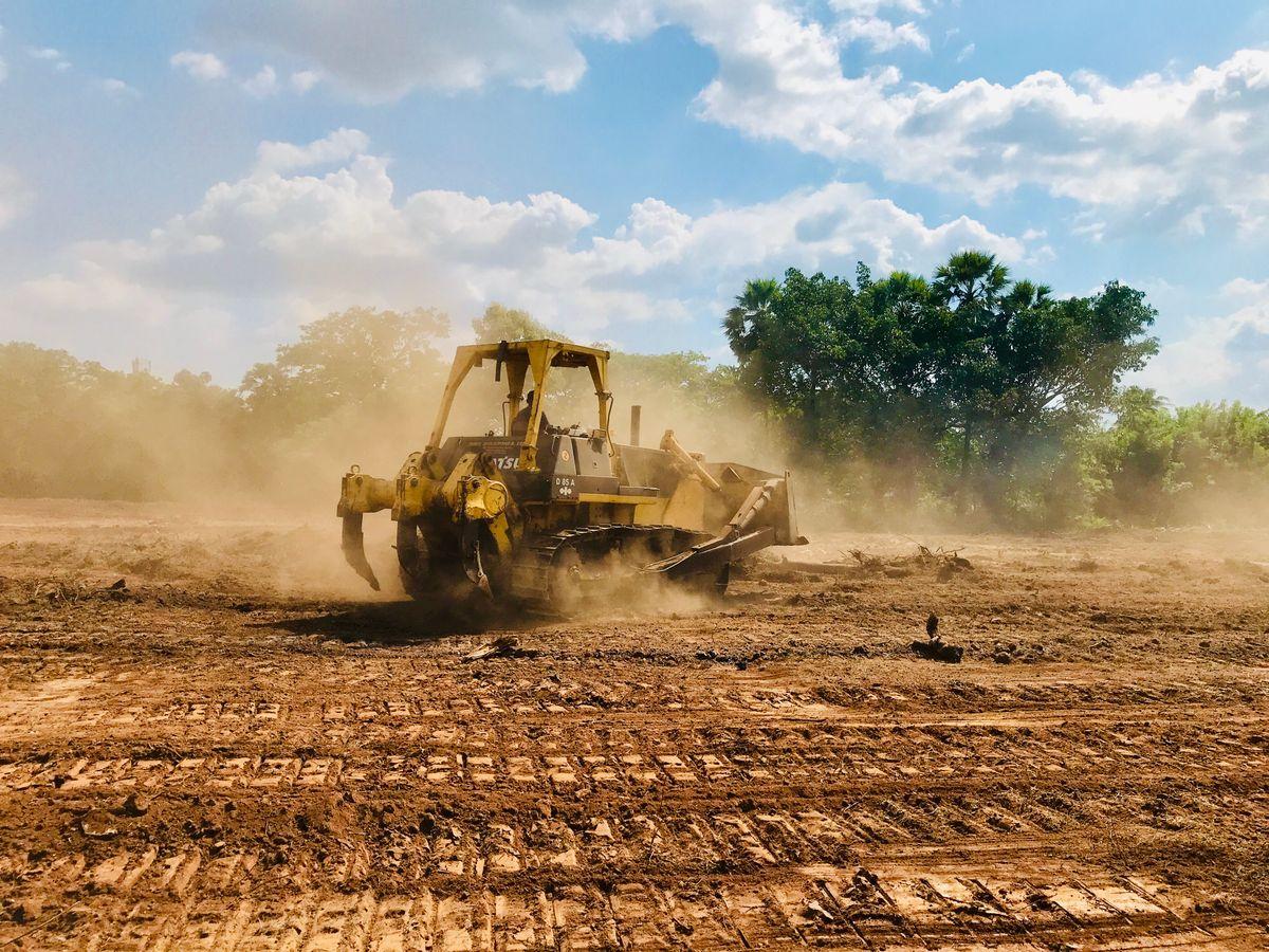 Bulldozer Komatsu D65