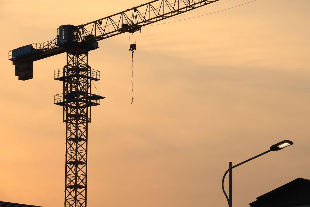 Grue à tour