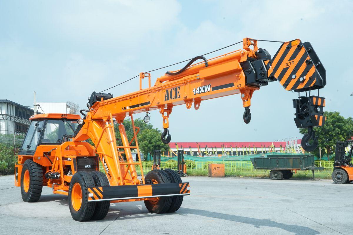 Grue mobile tout-terrain Grove GMK4100L