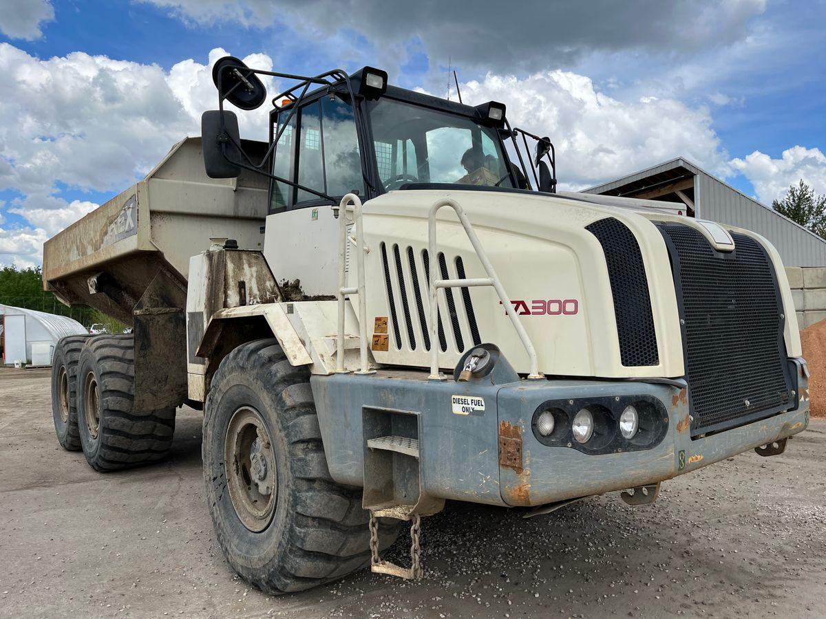 Tombereau articulé Volvo A25G