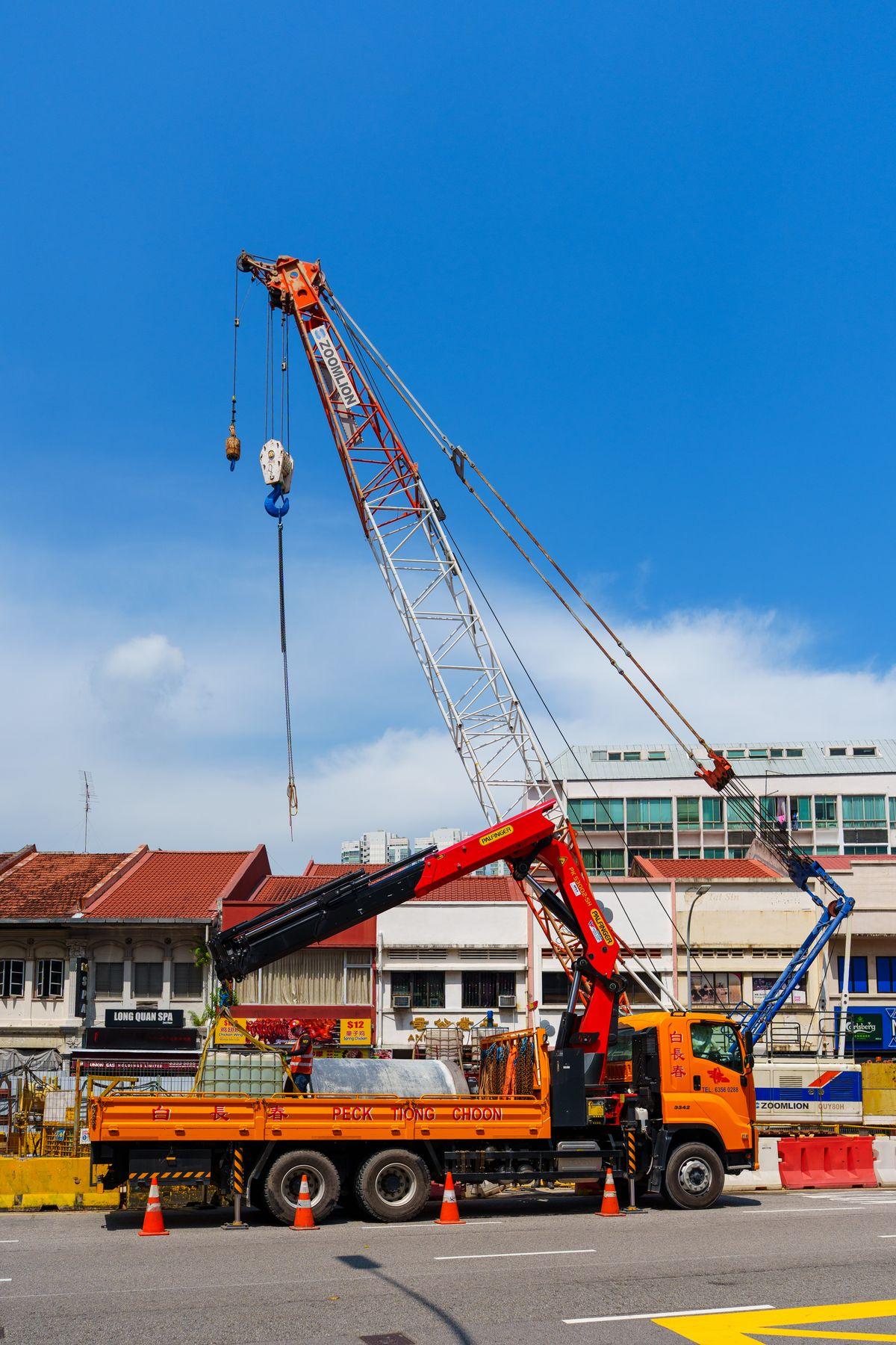 Grue mobile routière Terex Explorer 5000